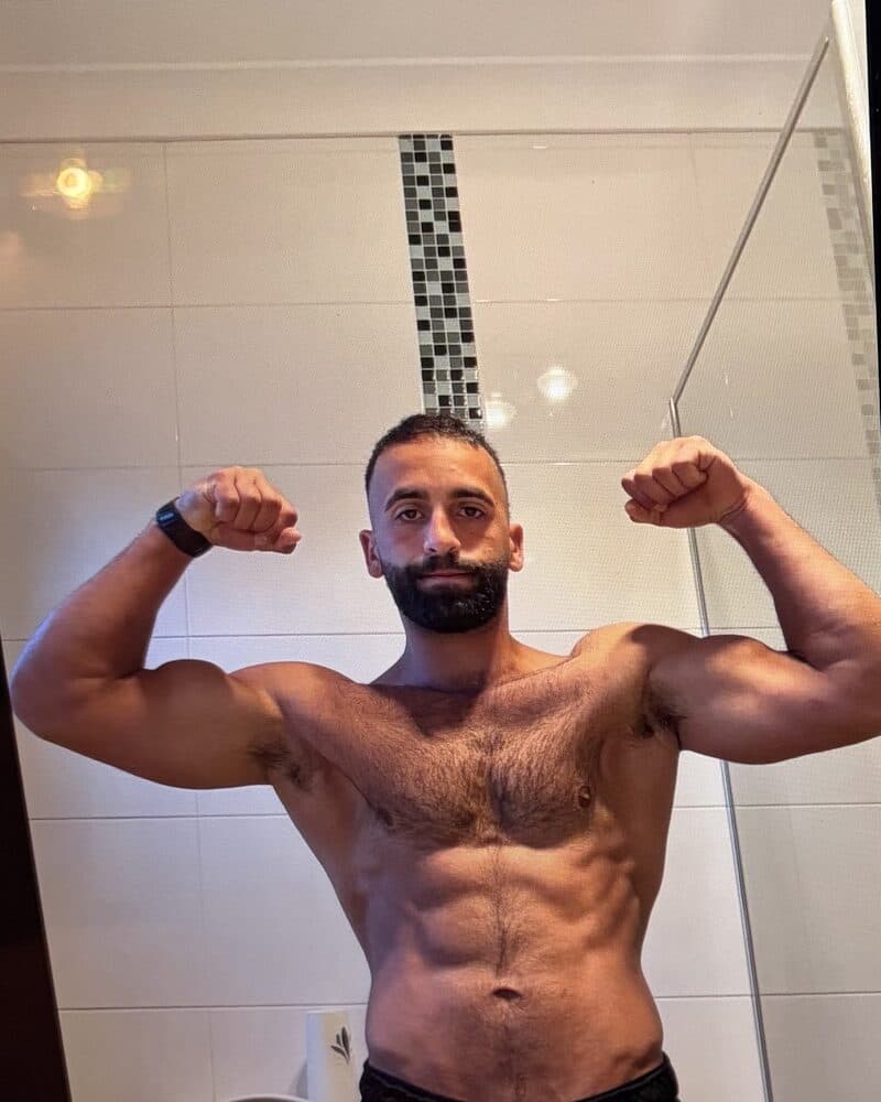 Client 01, photo set 1, 4 weeks later
